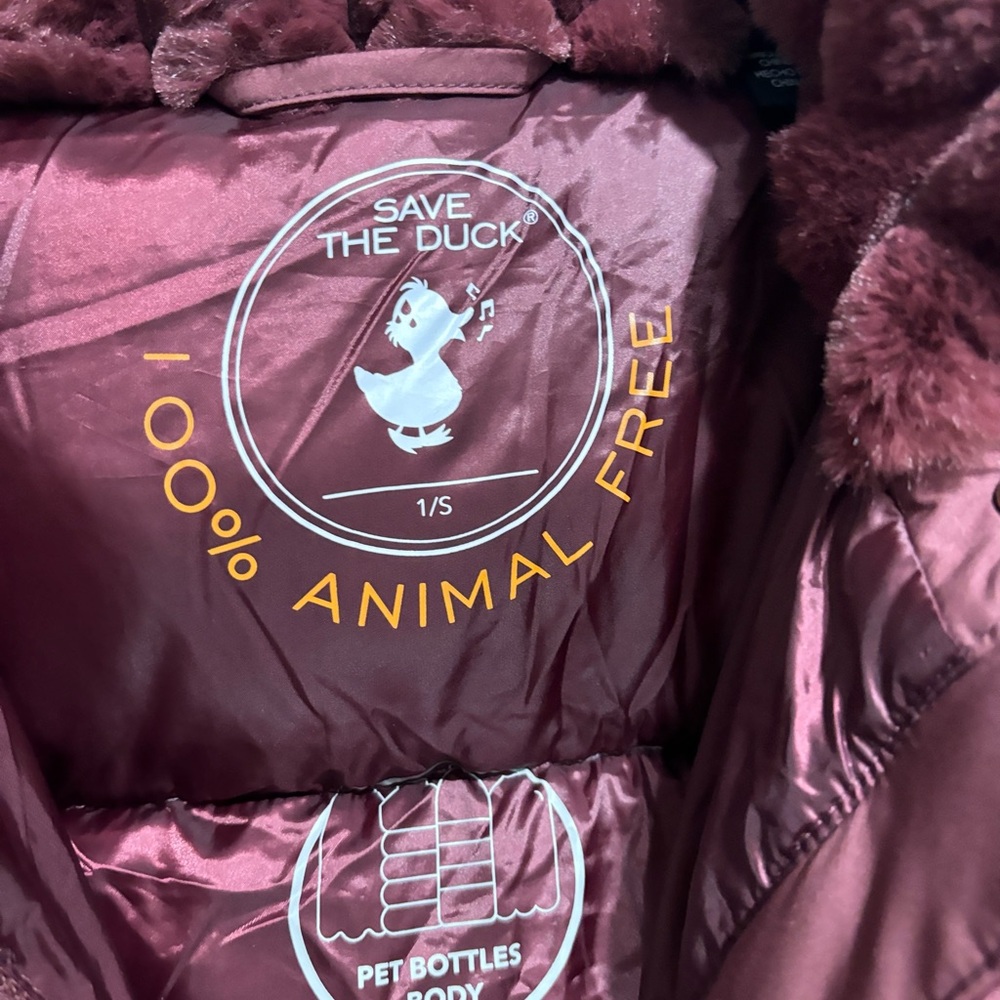 SAVE THE DUCK Quilted Puffer Jacket in Burgundy - Picture 11 of 12